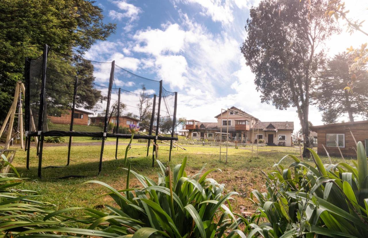 Hosteria Papagayo Cotopaxi Machachi ภายนอก รูปภาพ