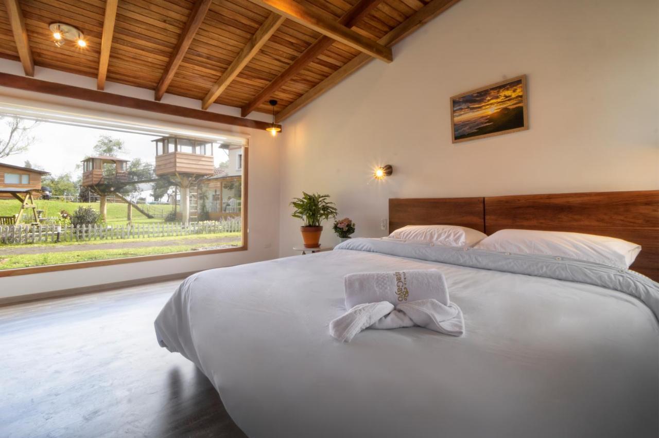 Hosteria Papagayo Cotopaxi Machachi ภายนอก รูปภาพ