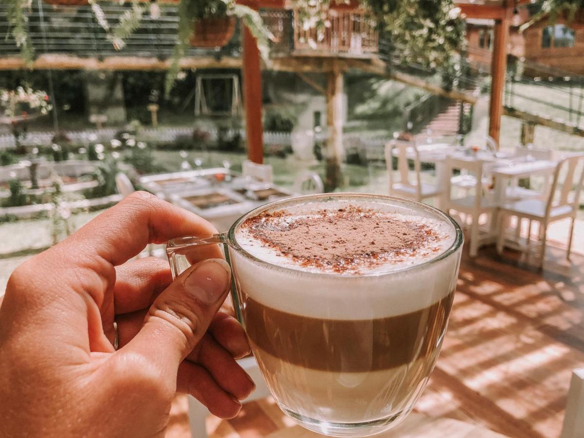 Hosteria Papagayo Cotopaxi Machachi ภายนอก รูปภาพ