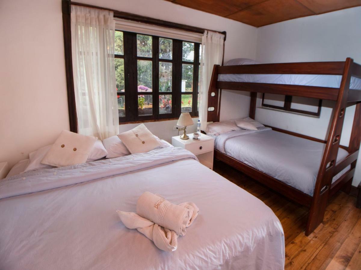 Hosteria Papagayo Cotopaxi Machachi ภายนอก รูปภาพ