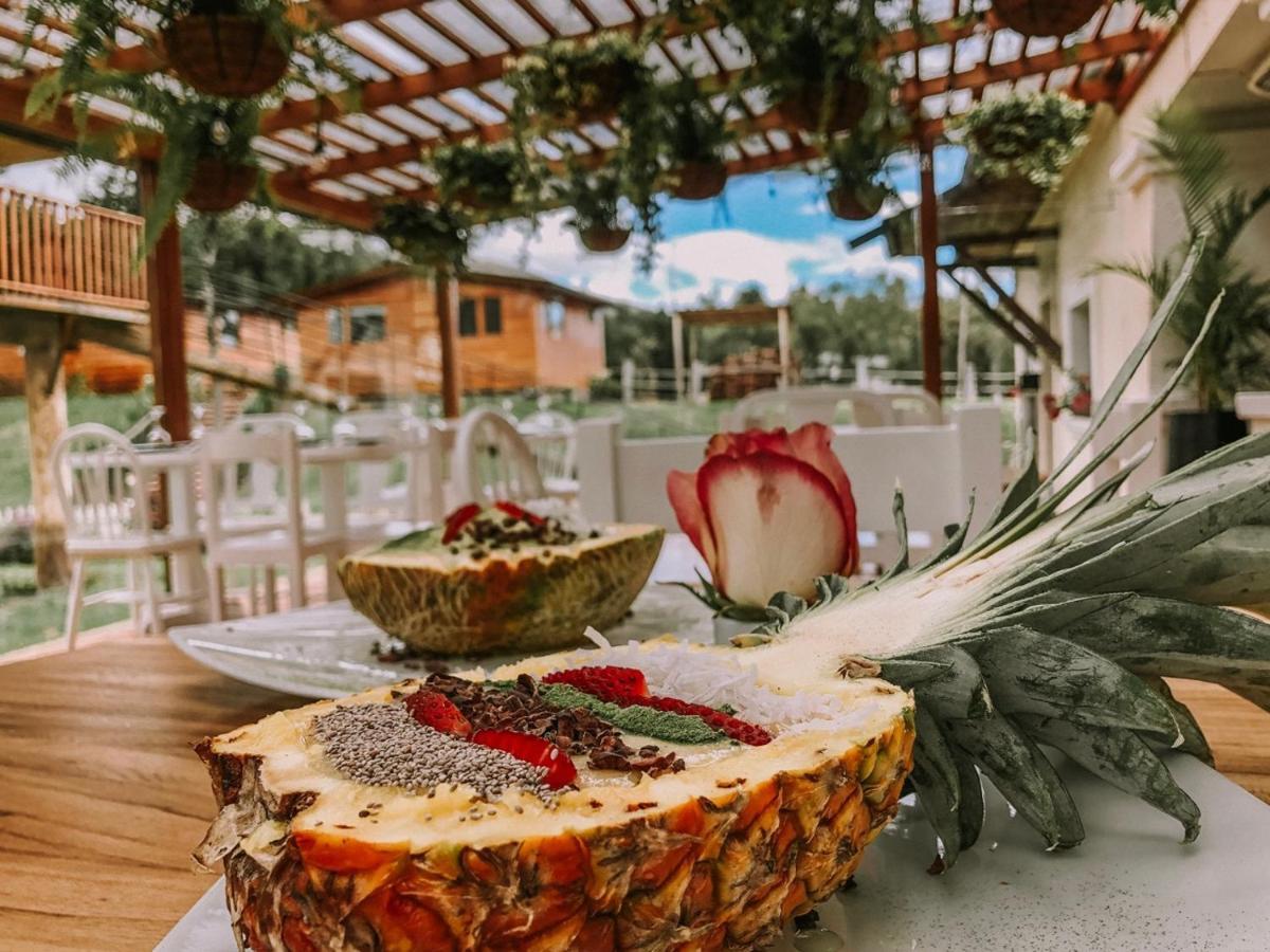 Hosteria Papagayo Cotopaxi Machachi ภายนอก รูปภาพ